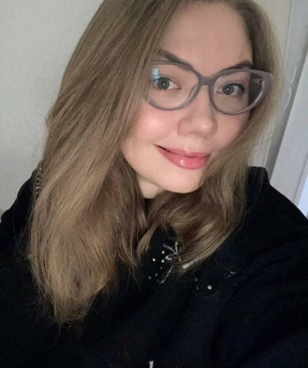 Полина
